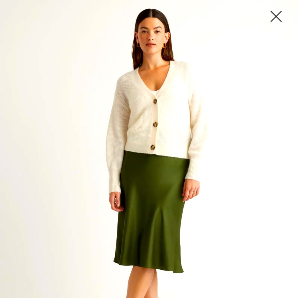 Quince Baby Alpaca-Wool Cropped Cardigan in white